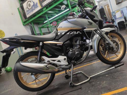 Atendimento Mão na Roda Pneus  Cia.