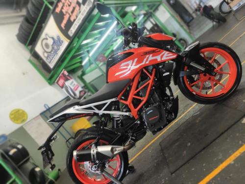 Atendimento Mão na Roda Pneus  Cia.