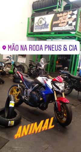 Atendimento Mão na Roda Pneus  Cia.