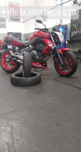 Atendimento Mão na Roda Pneus  Cia.