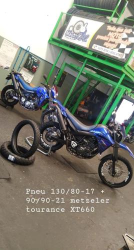 Atendimento Mão na Roda Pneus  Cia.