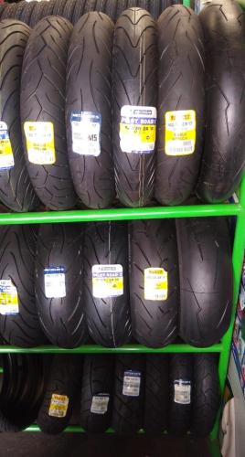 Atendimento Mão na Roda Pneus  Cia.