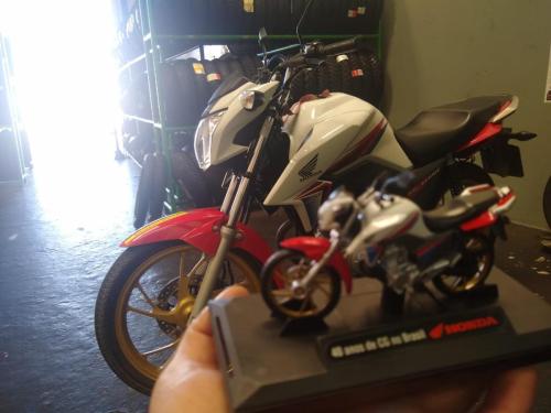 Atendimento Mão na Roda Pneus  Cia.