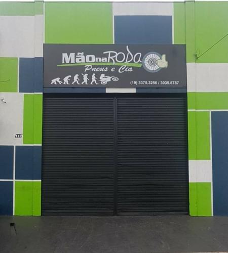 Atendimento Mão na Roda Pneus  Cia.