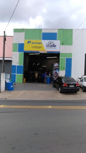 Atendimento Mão na Roda Pneus  Cia.