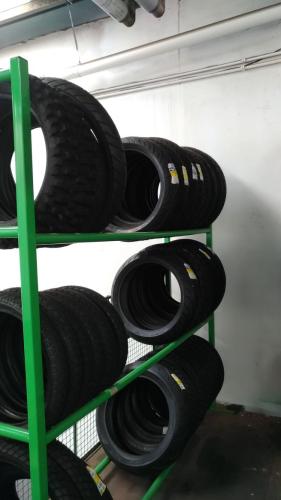 Atendimento Mão na Roda Pneus  Cia.